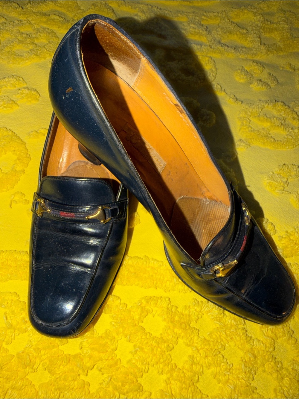 Gucci Black Leather Horsebit Loafers with Brown Interior
